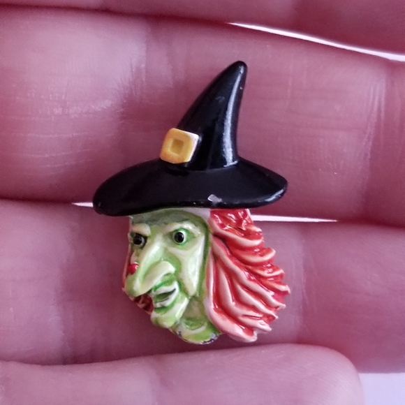 Vintage witch pin Halloween lapel brooch creepy spooky jewelry - Picture 4 of 9